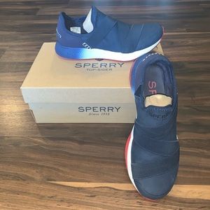 Sperry 7 Seas Trysail in Navy size 6